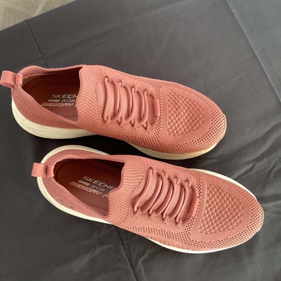 Skechers Bobs size 7.5 sneakers - Picture 2 of 3